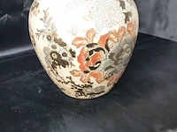 Lot 240 - antieke chineese dekselpot - afbeelding 2 van  5
