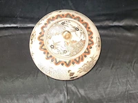 Lot 240 - antieke chineese dekselpot - afbeelding 3 van  5