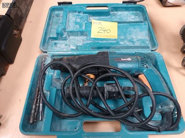 Lot 240 - boormachine makita - afbeelding 1 van  4