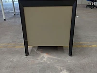 Lot 240 - bureautafel met lades (h) - afbeelding 2 van  4
