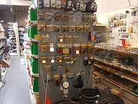 Lot 240 - gondella kopstelling - afbeelding 1 van  3