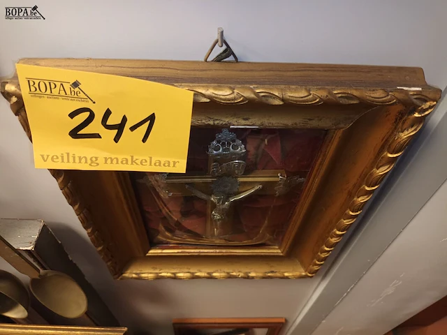 Lot 241 - kader met kruisbeeld - afbeelding 3 van  3