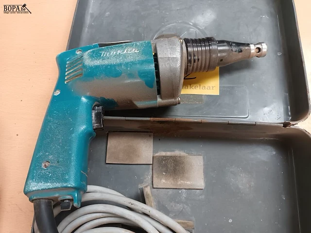 Lot 242 - gips schroefmachine makita - afbeelding 3 van  4
