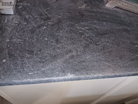 Lot 242 - hoek toonbank - afbeelding 3 van  4