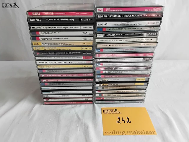 Lot 242 - lot cd's, klassiek, stapel - afbeelding 1 van  3