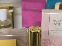 Lot 242 - ongeopende flessen parfum, after shave en stuk zeep - afbeelding 4 van  6