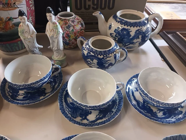 Lot 244 - chinese vaas en decoratie. 45 stuks - afbeelding 3 van  6