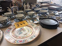 Lot 244 - chinese vaas en decoratie. 45 stuks - afbeelding 6 van  6