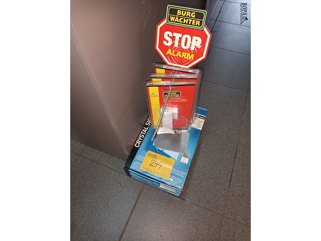 Lot 244 - deuralarm en ledborden - afbeelding 1 van  3