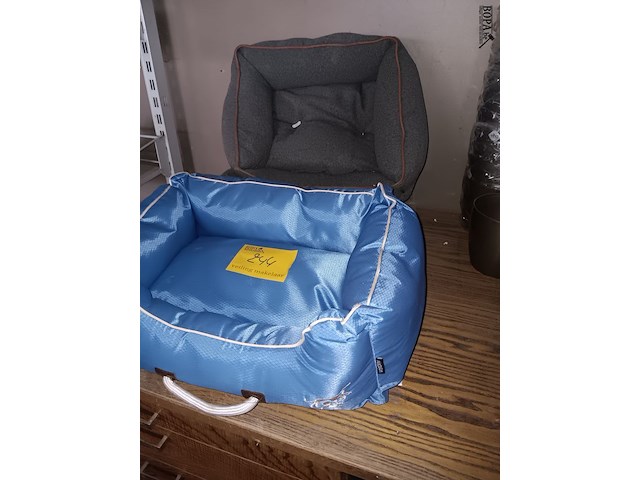 Lot 244 - dierenmandjes. 3 stuks - afbeelding 1 van  2