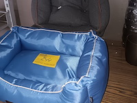 Lot 244 - dierenmandjes. 3 stuks - afbeelding 1 van  2