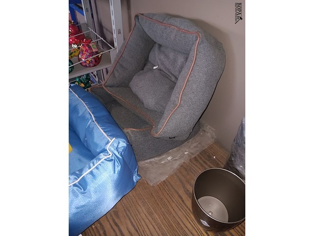 Lot 244 - dierenmandjes. 3 stuks - afbeelding 2 van  2