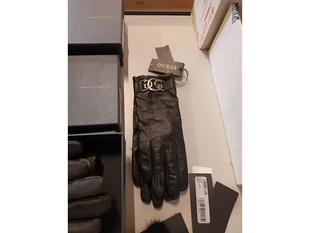 Lot 244 - lederen handschoenen. ca. 100 paar - afbeelding 7 van  7