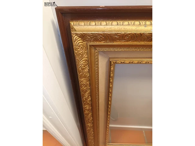 Lot 244 - vergulde kader met glas - afbeelding 3 van  3