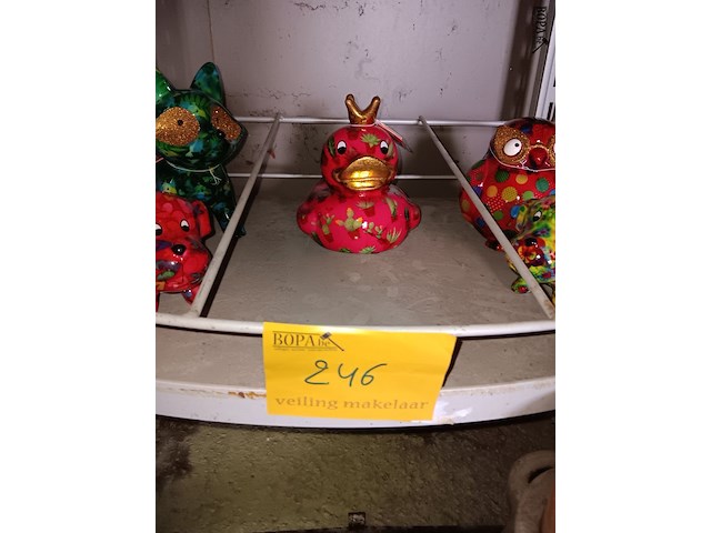 Lot 246 - beeldjes pomme pidou. 5 stuks - afbeelding 2 van  2