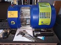 Lot 246 - kc5 sleutelmachine met toebehoren - afbeelding 1 van  3