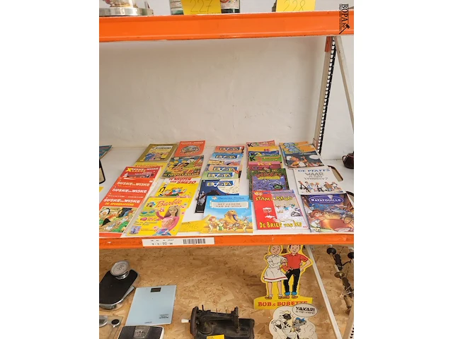 Lot 246 - partij strips 36 ex. - afbeelding 1 van  4