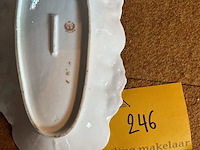 Lot 246 - snoepschaaltje-zwanendecor prussia - afbeelding 2 van  2