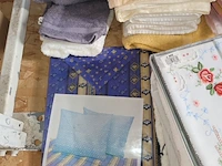 Lot 247 - partij huishoudtextiel - afbeelding 4 van  4