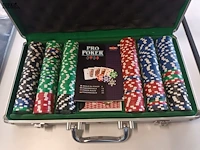 Lot 247 - pokerset in koffertje - afbeelding 2 van  3