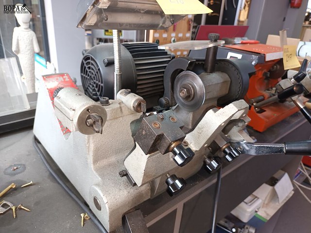 Lot 248 - sleutelmachine tech 2 - afbeelding 3 van  3