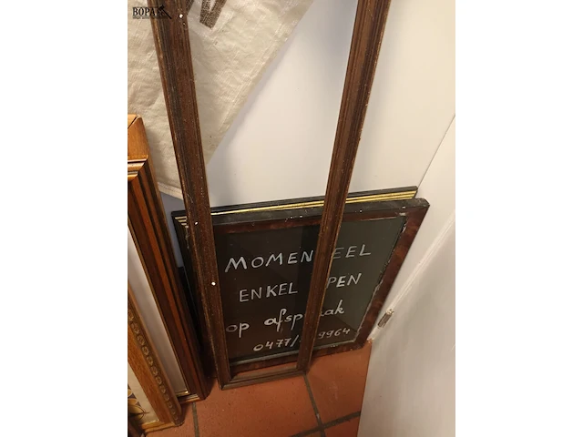 Lot 249 - kaders en postzak - afbeelding 3 van  4