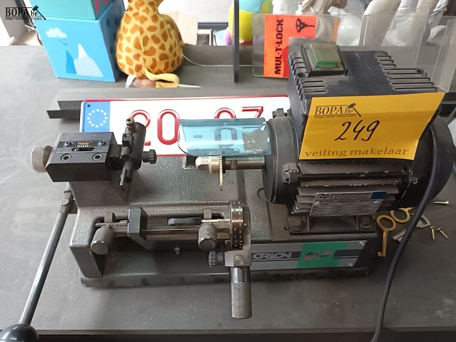 Lot 249 - sleutelmachine orion - afbeelding 3 van  3
