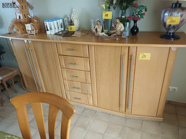 Lot 25 - dressoir kast - afbeelding 3 van  4