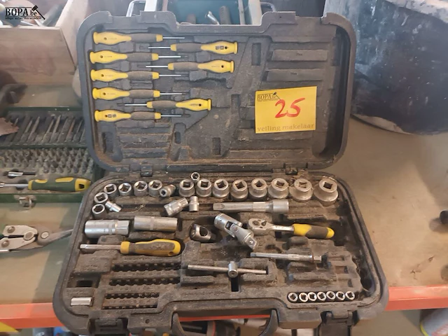 Lot 25 - handgereedschap - afbeelding 2 van  7