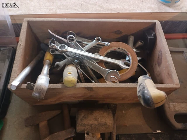 Lot 25 - handgereedschap - afbeelding 4 van  7