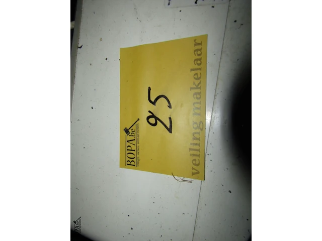 Lot 25 - keukenboiler - afbeelding 1 van  2