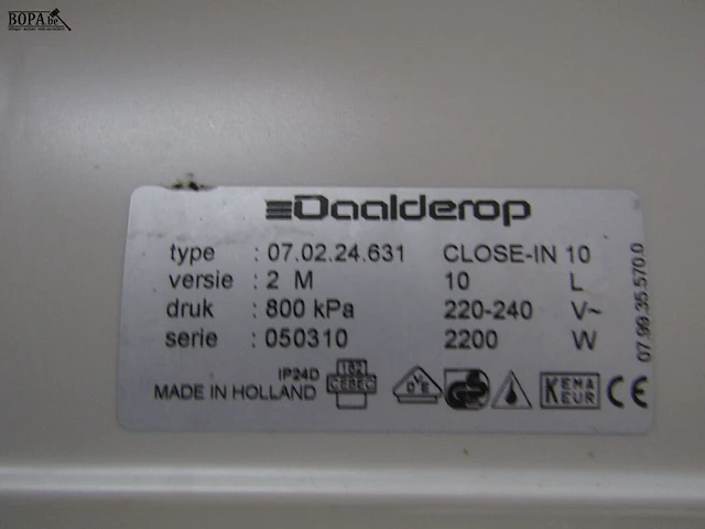 Lot 25 - keukenboiler - afbeelding 2 van  2