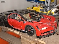 Lot 25 - lego technic bugatti - afbeelding 2 van  4