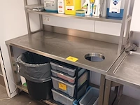 Lot 25 - rvs werktafel met chefrek - afbeelding 1 van  3