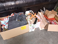 Lot 25 - seizoensdecoratie - afbeelding 1 van  5