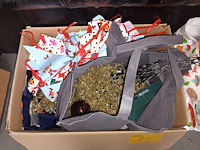 Lot 25 - seizoensdecoratie - afbeelding 2 van  5