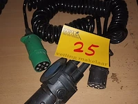 Lot 25 - spiraal verlengkabel - afbeelding 1 van  2
