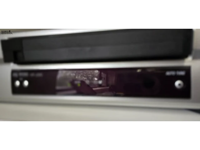 Lot 25 - video recorder jvc hrj285 - afbeelding 2 van  2