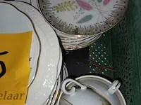 Lot 25 - vintage huisraad. 1 bak - afbeelding 2 van  4