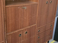 Lot 25 - vintage kast - afbeelding 1 van  5