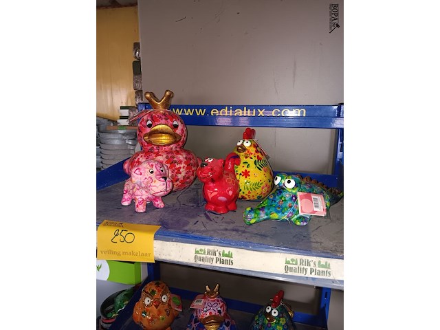 Lot 250 - beeldjes pomme pidou. 5 stuks - afbeelding 1 van  2