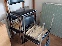 Lot 250 - keukenstoelen. 5 stuks - afbeelding 1 van  3