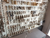 Lot 250 - wandrek met bloksleutels. ca. 4500 stuks - afbeelding 3 van  4