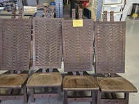Lot 251 - afrikaanse stoelen 4 stuks - afbeelding 1 van  4