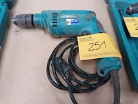 Lot 251 - boormachine makita - afbeelding 1 van  2