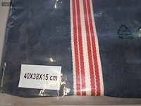 Lot 251 - tint tote bag - afbeelding 3 van  4