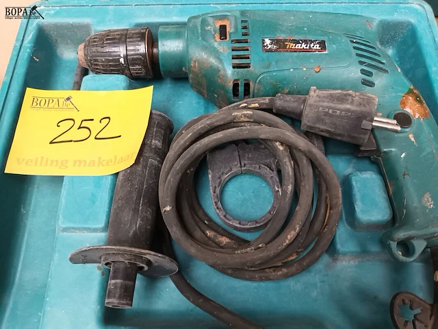 Lot 252 - boormachine makita - afbeelding 2 van  3
