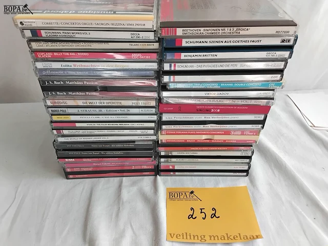 Lot 252 - lot, cd's, klassiek, stapel - afbeelding 1 van  3