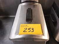 Lot 253 - friteuse fritel - afbeelding 1 van  3