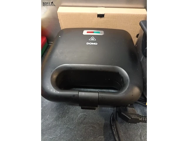 Lot 254 - friteuse en wafelijzer - afbeelding 2 van  6